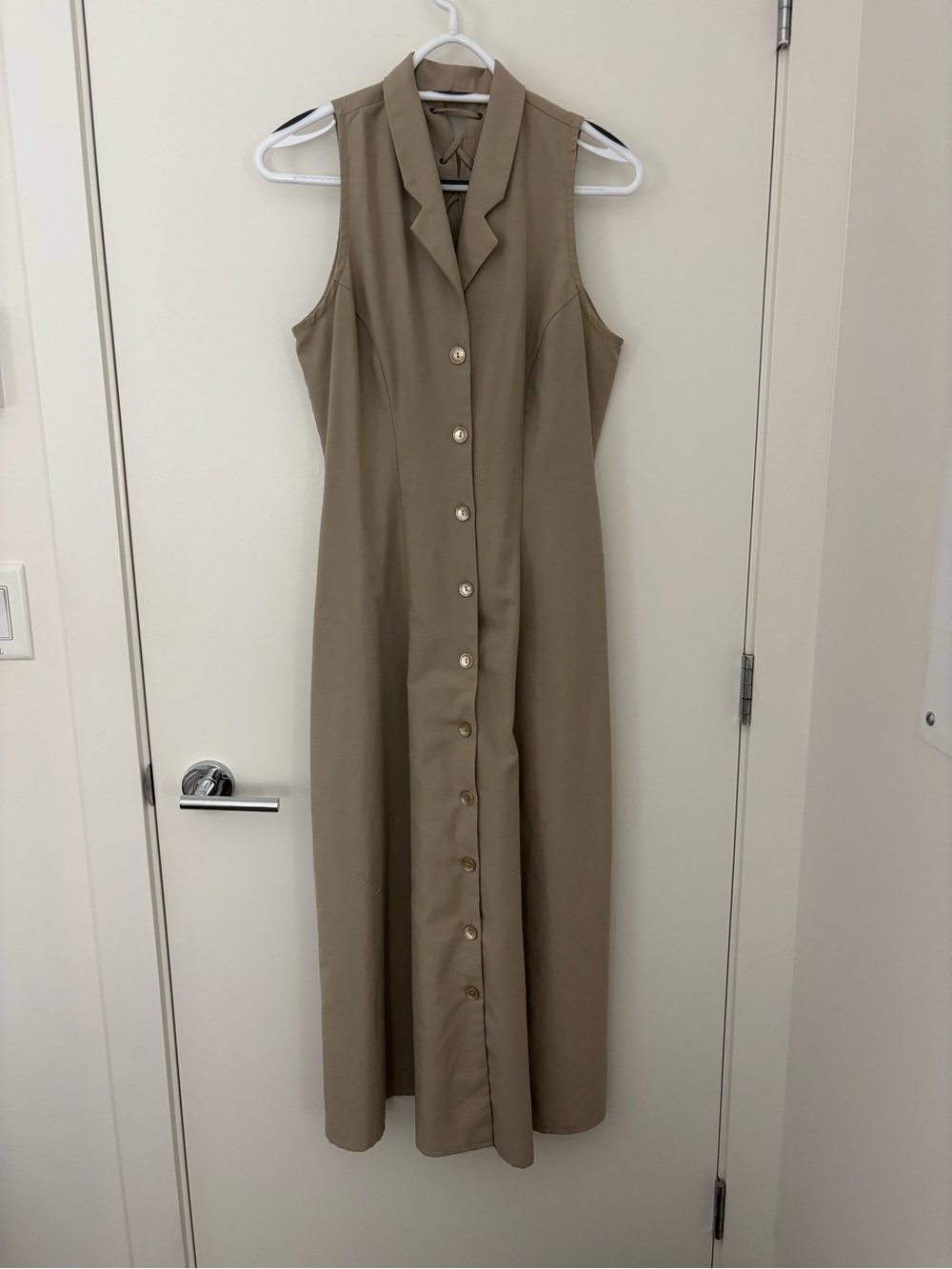 Smart Set Sleeveless Button-Front Maxi Dress in Khaki